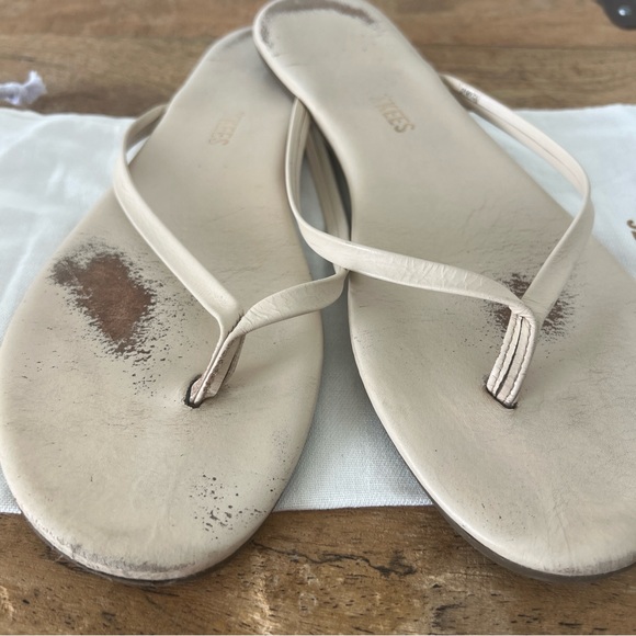 Tkees Lily Nudes Flip Flops - Picture 4 of 5